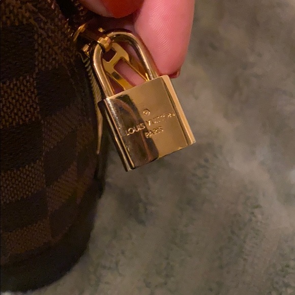 Louis Vuitton Alma bb - Picture 4 of 10